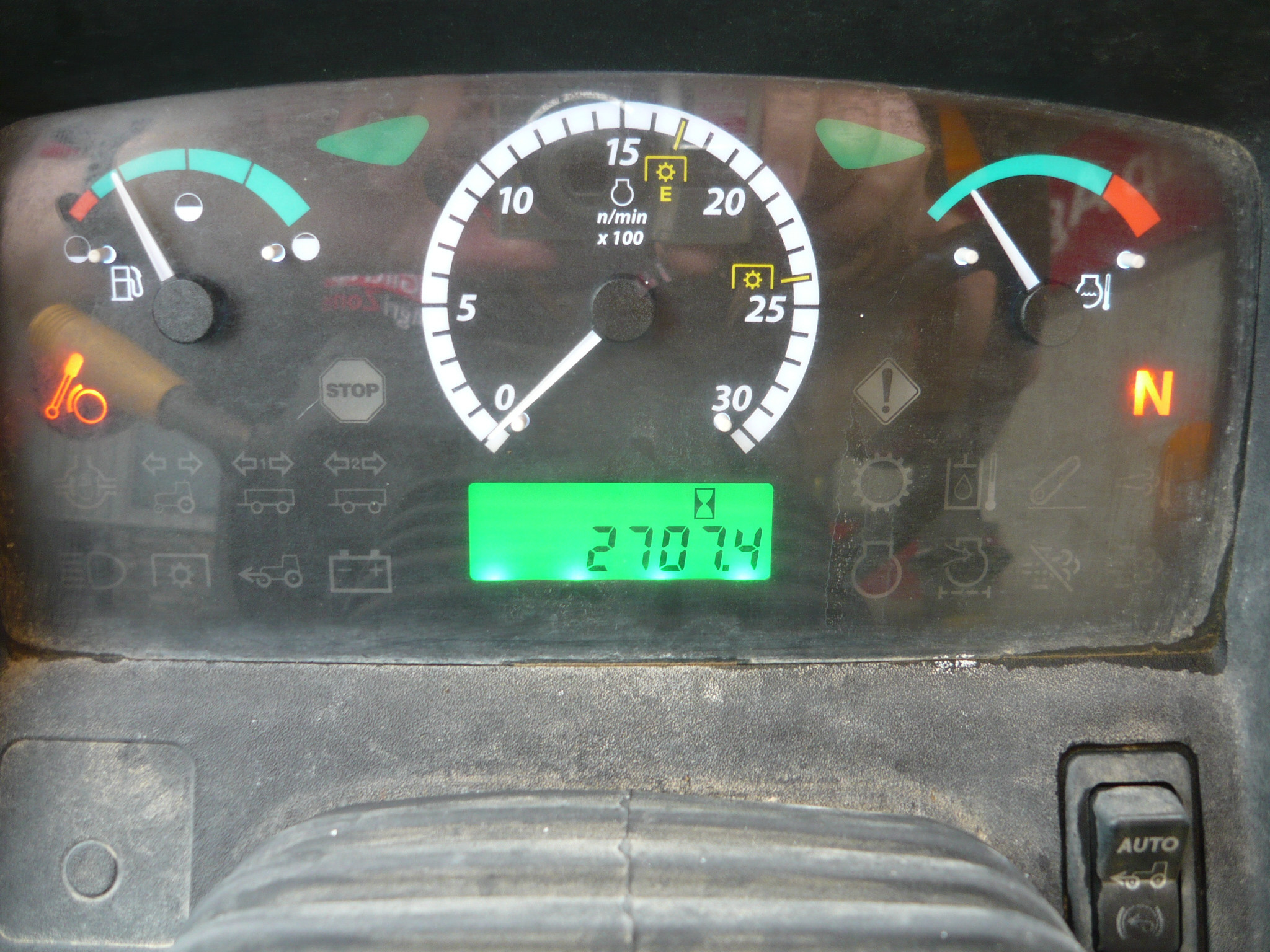 John Deere 5083E