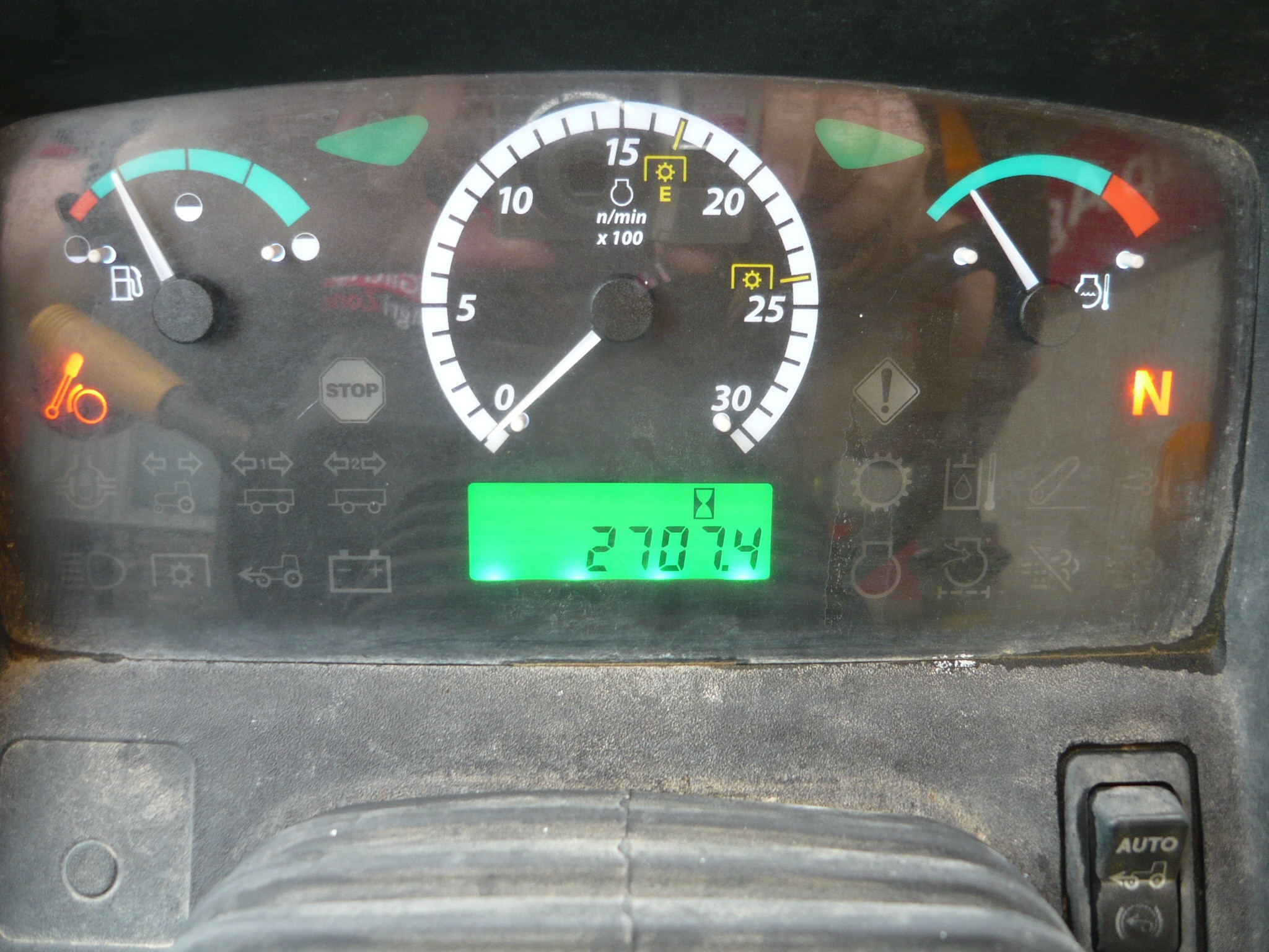 John Deere 5083E