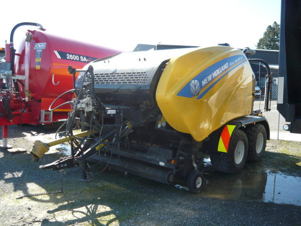 New Holland RB125 Combi