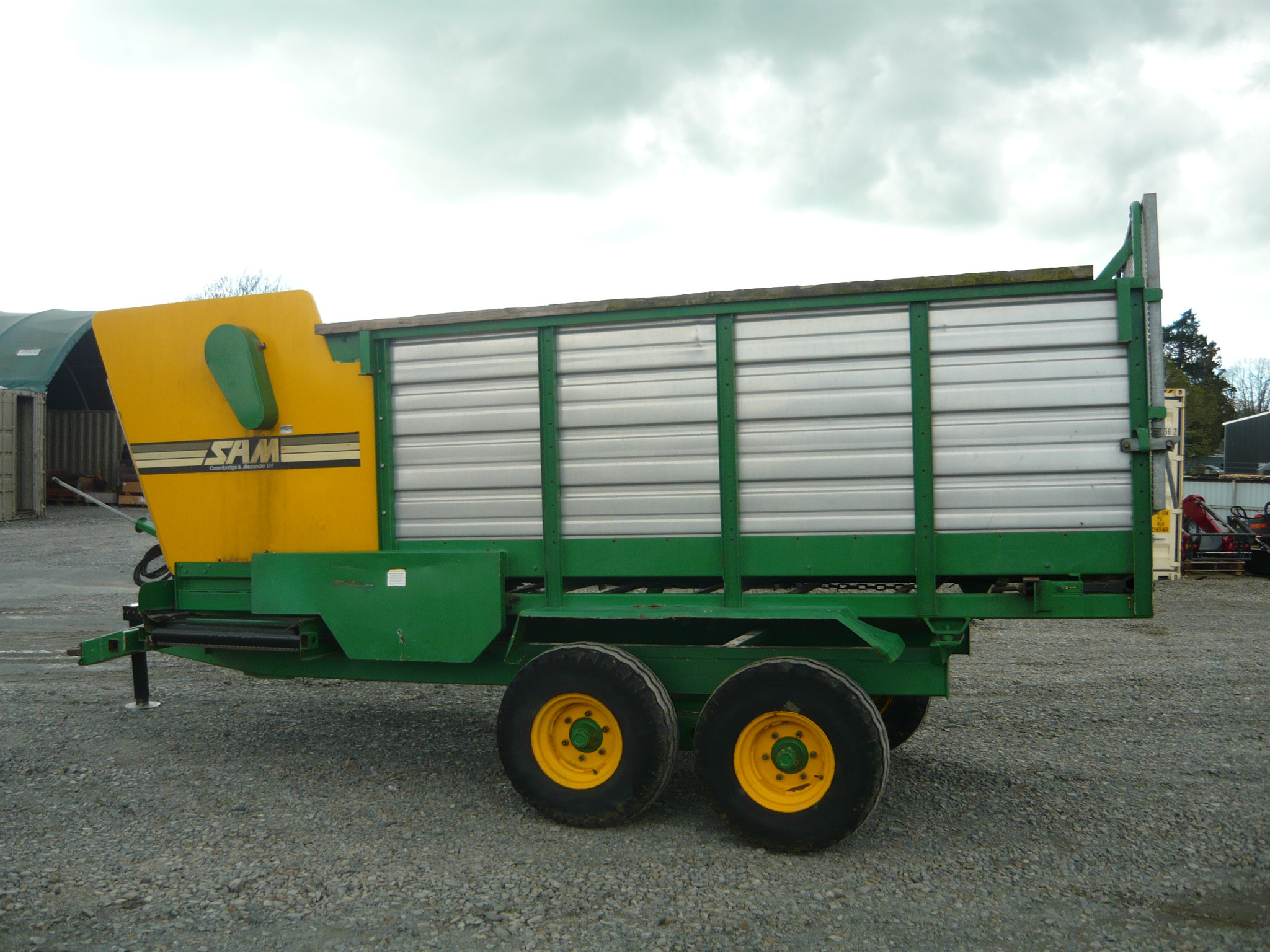 Sam 9 Cubic Metre