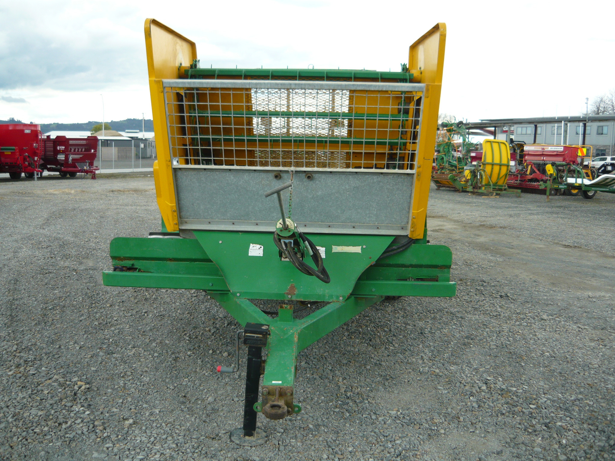 Sam 9 Cubic Metre