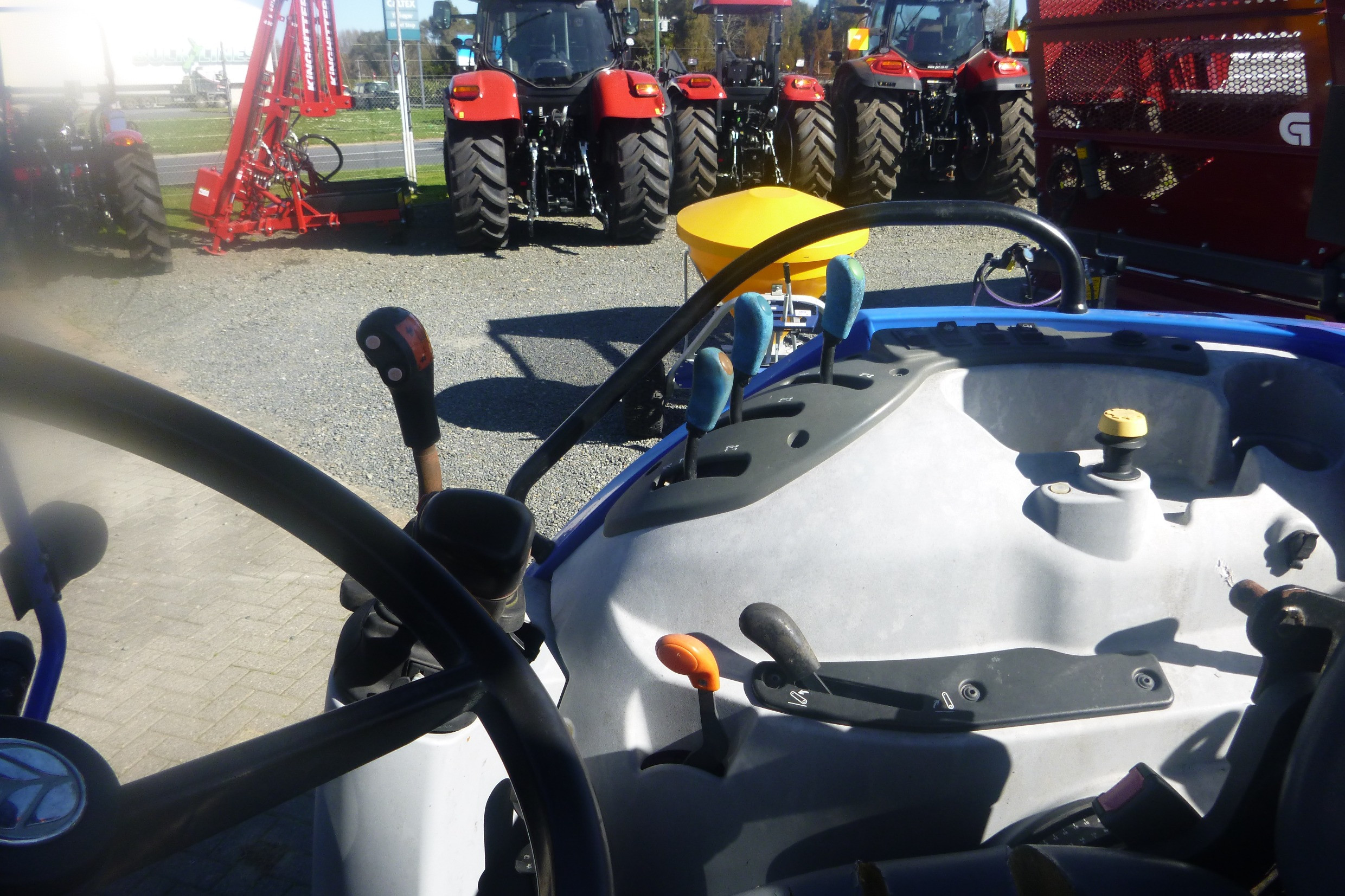 New Holland T5.105