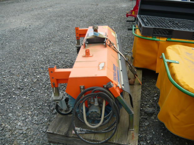 TUCHEL Rotary Broom