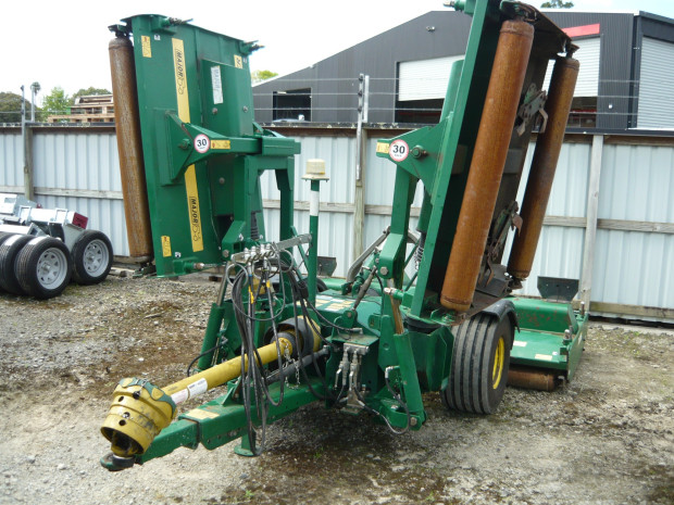 Major TDR8400 Roller Mower