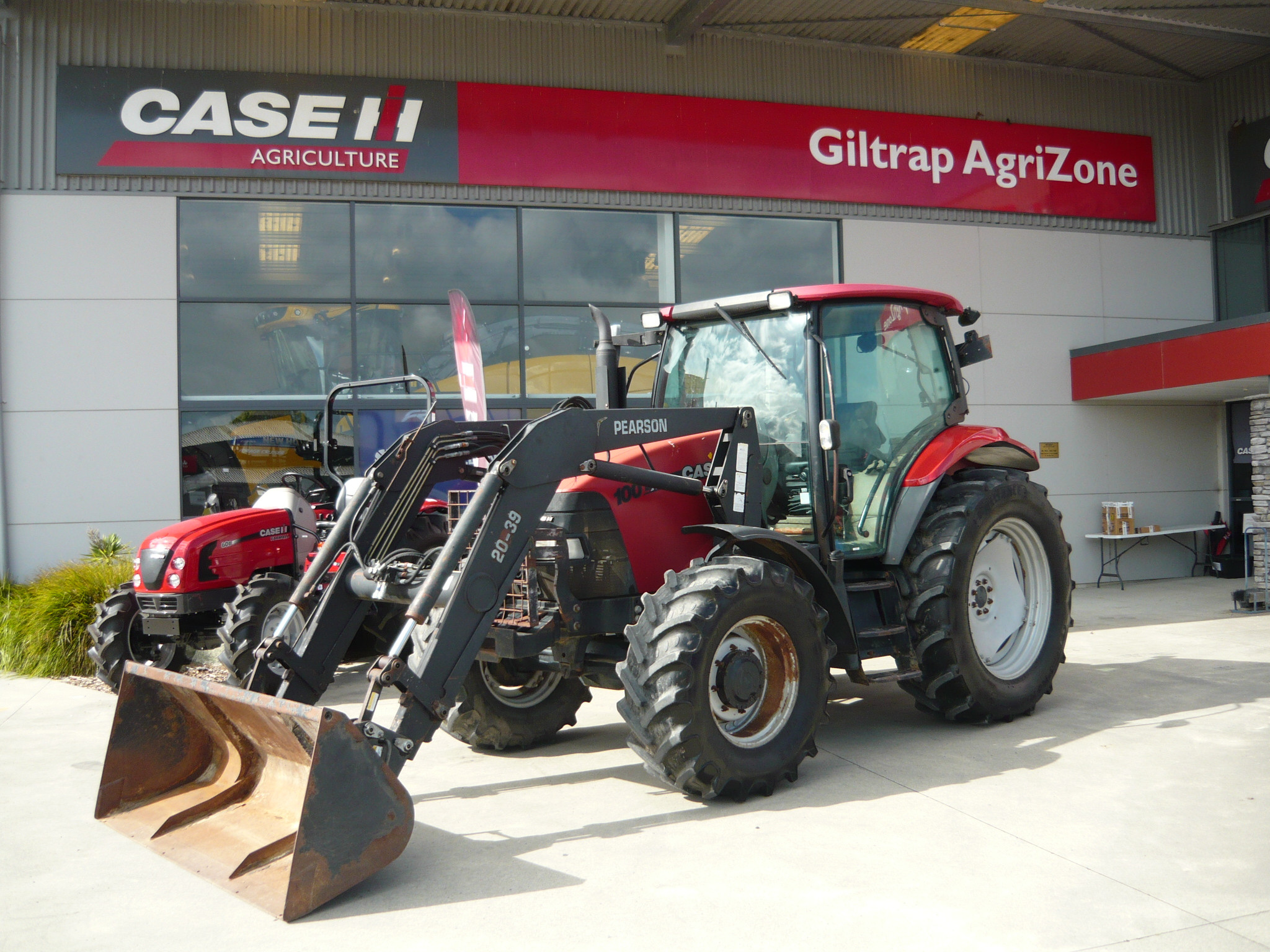 CASE IH Maxxum 100