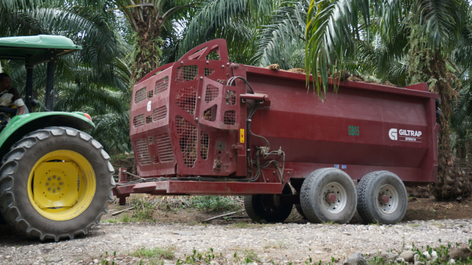 EFB / Compost Spreader - 14 Cubic Metres on 500/60-22.5 wheels - EFBSC14